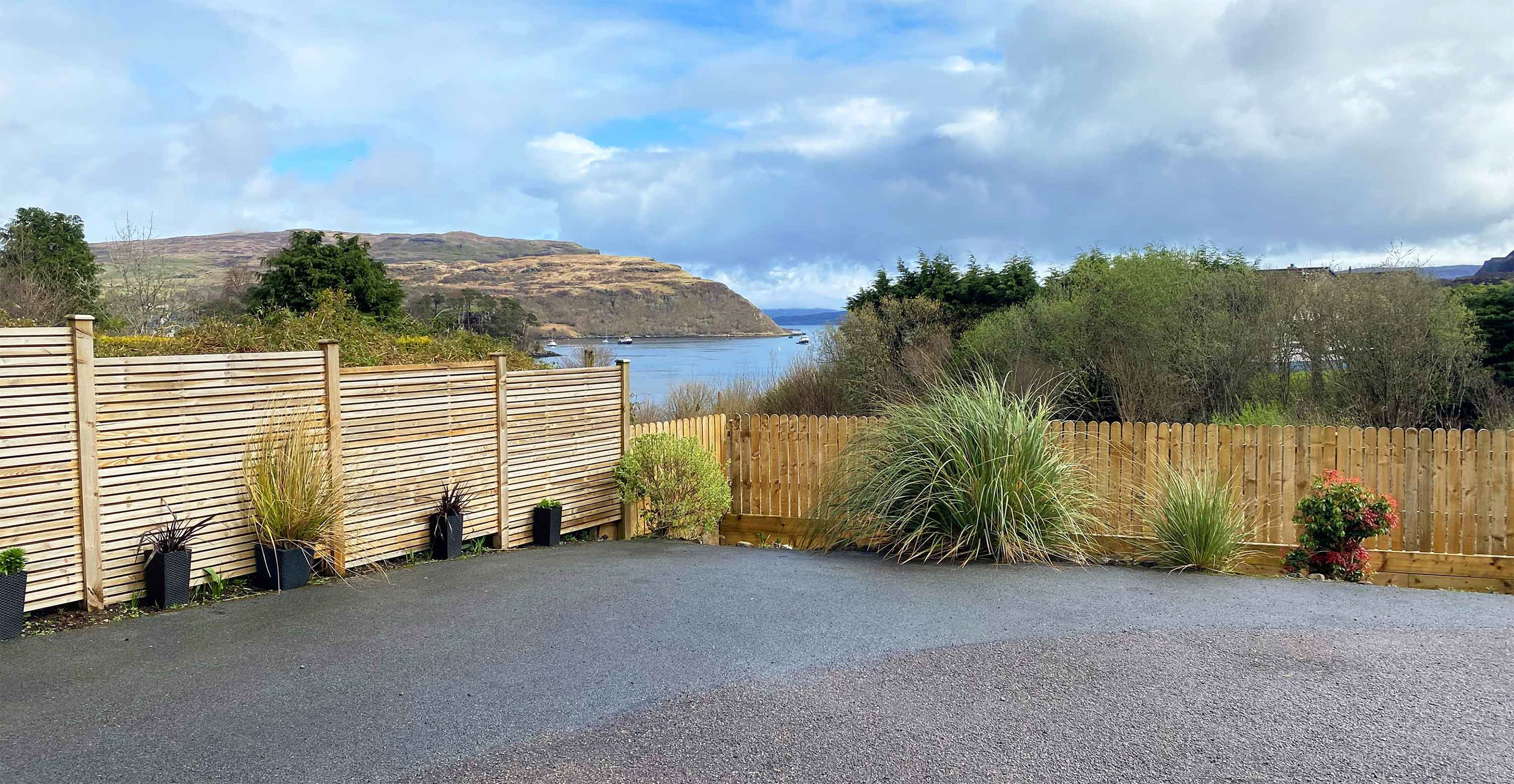 Luxury Apartment Skye is a luxury self catering accommodation with sea views